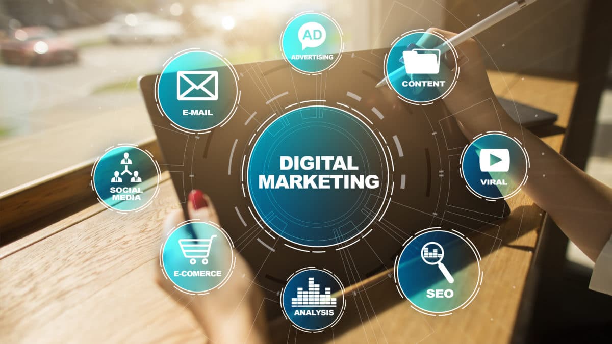 52 Digital Marketing Tips - Marketers Guide